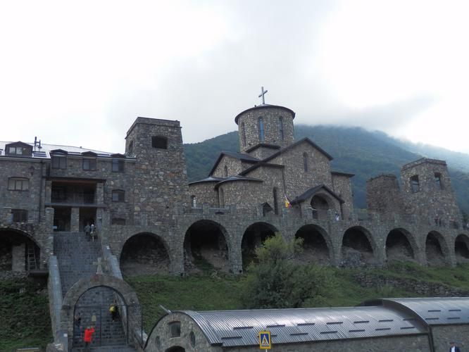 Ритм трёх столиц и шёпот гор Джейраха