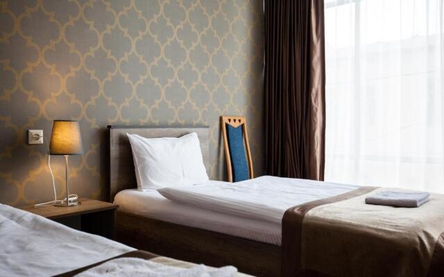 Light House Old City 3*(г.Тбилиси) /  Georgia Golden Gori 3* (г.Гори) / Almi Hotel 3* (г.Ахалцихе)