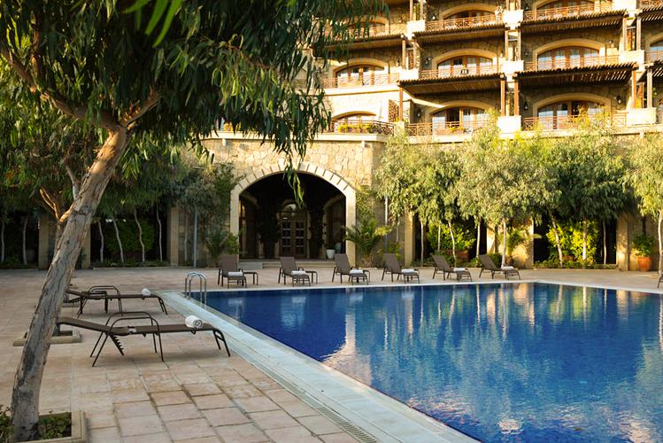 Ancient Lahij Guest House (с. Лагич) / Sapphire Inn 4* (г. Баку)