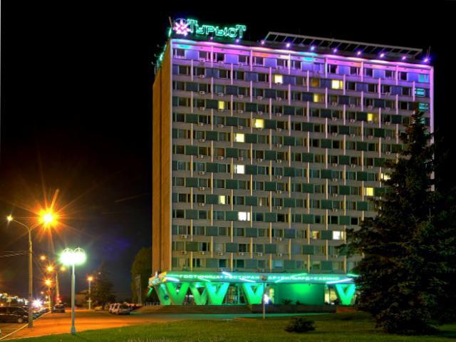 Сергуч (п. Домжерицы) /  Турист 3* (г.Минск) / Щара 2* (г. Слоним)