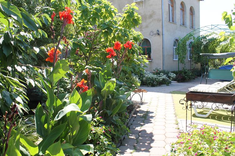 Наш дом отдыха (п. Николаевка)