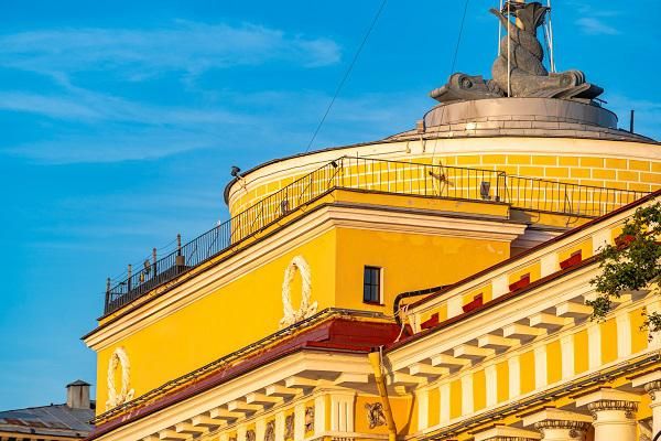 Трон и держава: жизнь правителя