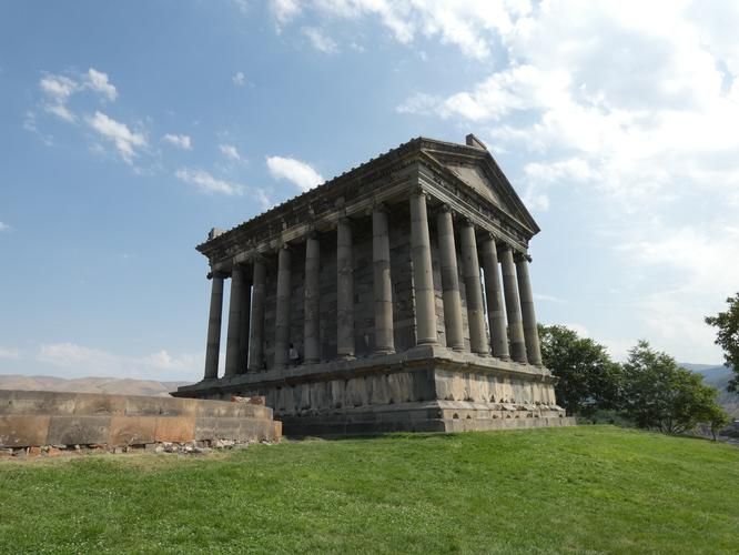 Армения, как чай с мёдом — тёплая, медленная, без спешки