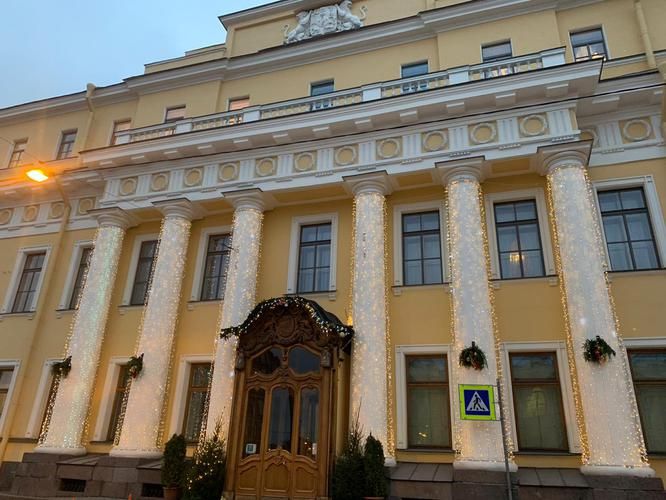 Новогоднее путешествие по следам Романовых: дворцы, сады и тайны 6 дней