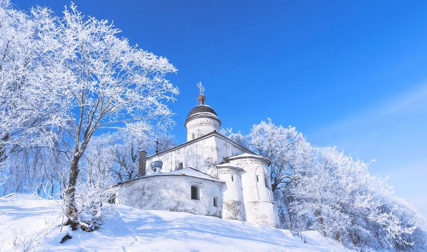 Новогоднее путешествие: вдохновение от классики