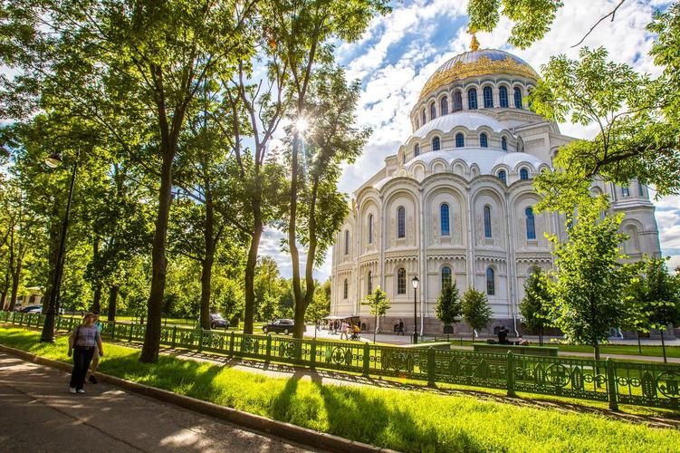 География души: Где каждый дворец — точка на карте