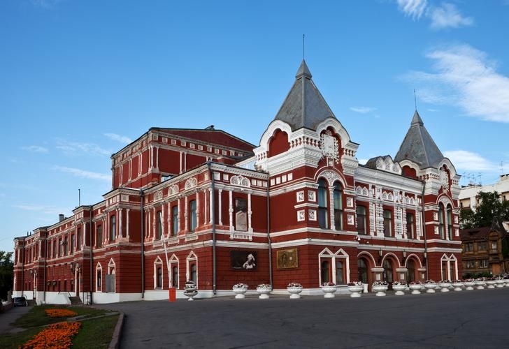 Автобус| Самара, замок и тепло терм: путешествие к сердцу Поволжья